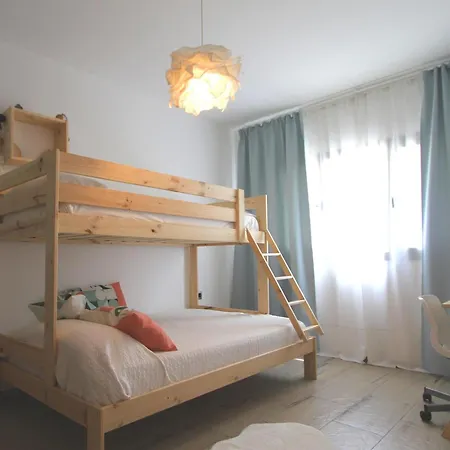 Moderna Y Confortable Con Piscina Privada Cerca De La Playa En - Hisp-216-210 *