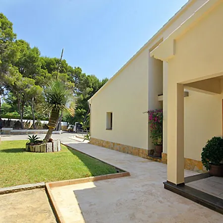 Moderna Y Confortable Con Piscina Privada Cerca De La Playa En - Hisp-216-210
